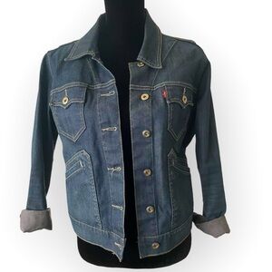 Levi’s women’s western cotton denim jean jacket cowboy classic dark wash size M